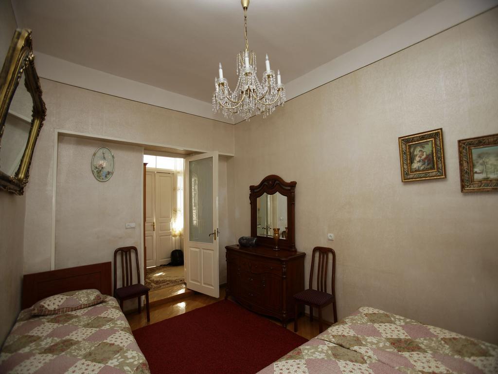 Leila Hotel Tbilisi Room photo